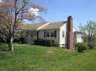 21 Haigh Ave, Niantic, CT 06357
