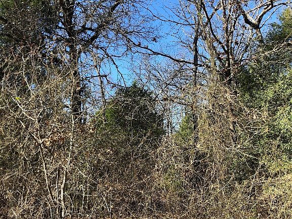 2nd image of 170 Kanawka Rd