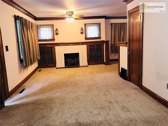 4th image of 2633 Grandview Blvd