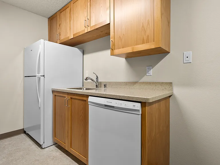 Coddingtown Mall Apartments — Photo 24