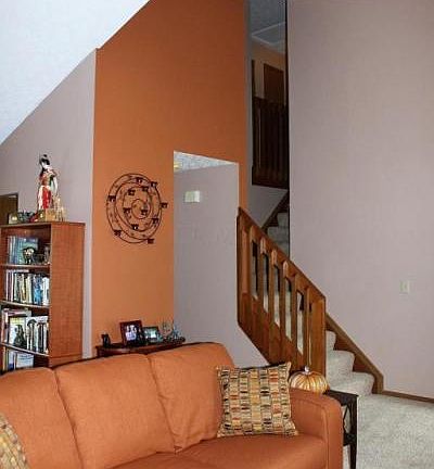 4th image of 7654 Plainfield Dr