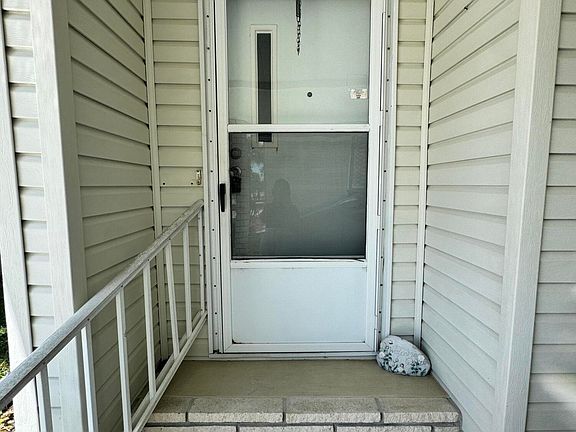 5th image of 15146 Aguila Avenue