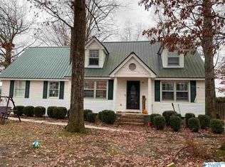 16707 Ennis Rd, Athens, AL 35613