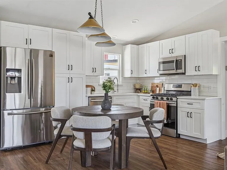 3703 Tower View Ct — Photo 11