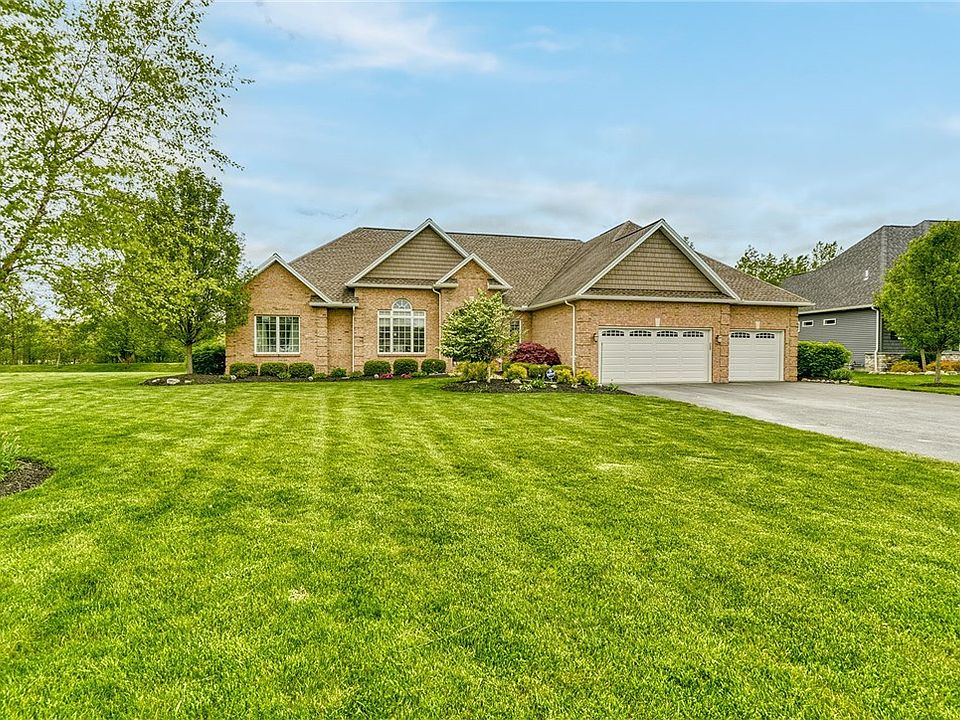 57 E Bellaqua Estates Dr, Rochester, NY 14624 Zillow