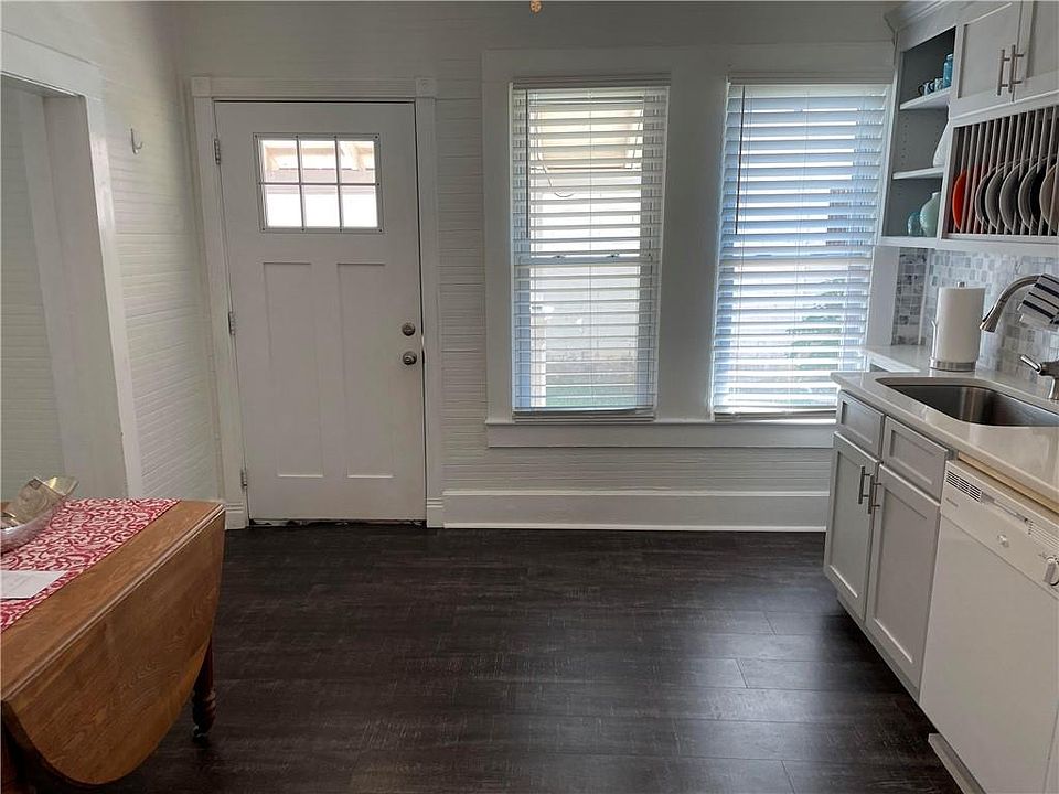 209 N Fairplay St, Seneca, SC 29678 Zillow