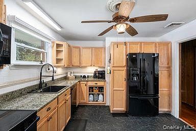 2nd image of 38 W Taconic Road