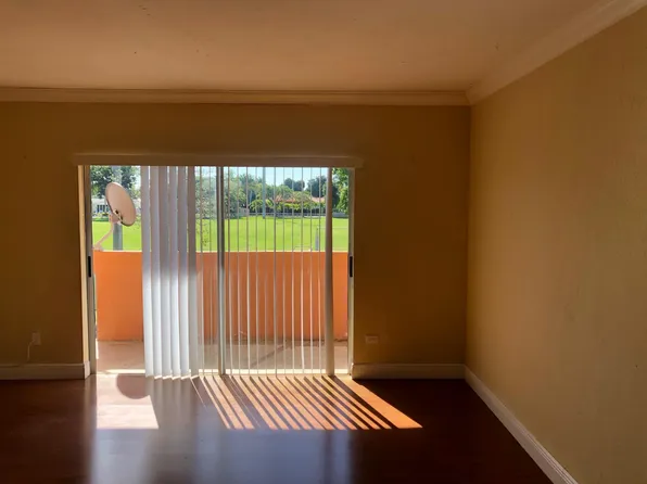 9760 SW 184th St APT 12B, Cutler Bay, FL 33157