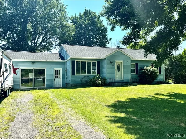 3140 Upper Mountain Rd, Sanborn, NY 14132