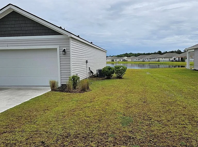 511 Autumns Wood Cir W — Photo 3