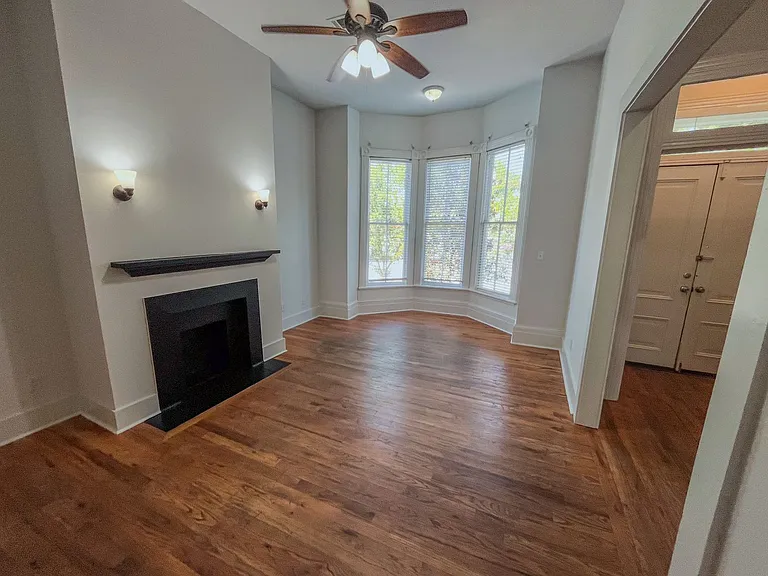 209 E Duffy St #A — Photo 5