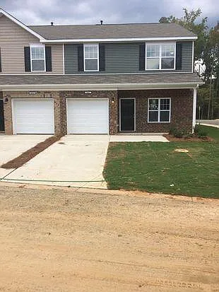 10411 Benfield Rd — Photo 1