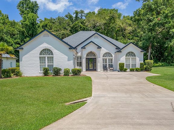 4th image of 2227 Upland Way