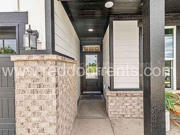 5th image of 4146 Palermo Garden Dr