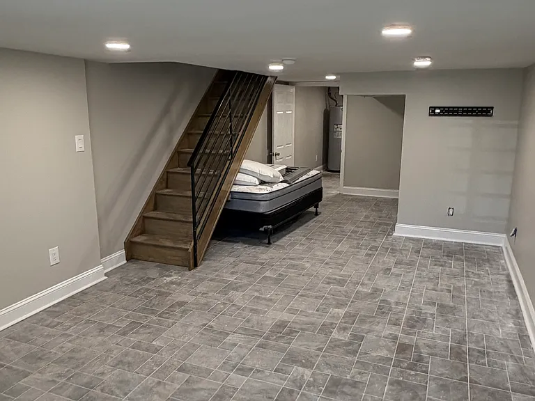 1725 W Passyunk Ave — Photo 10