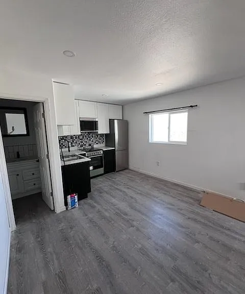 1251 Brentwood St #2 — Photo 9