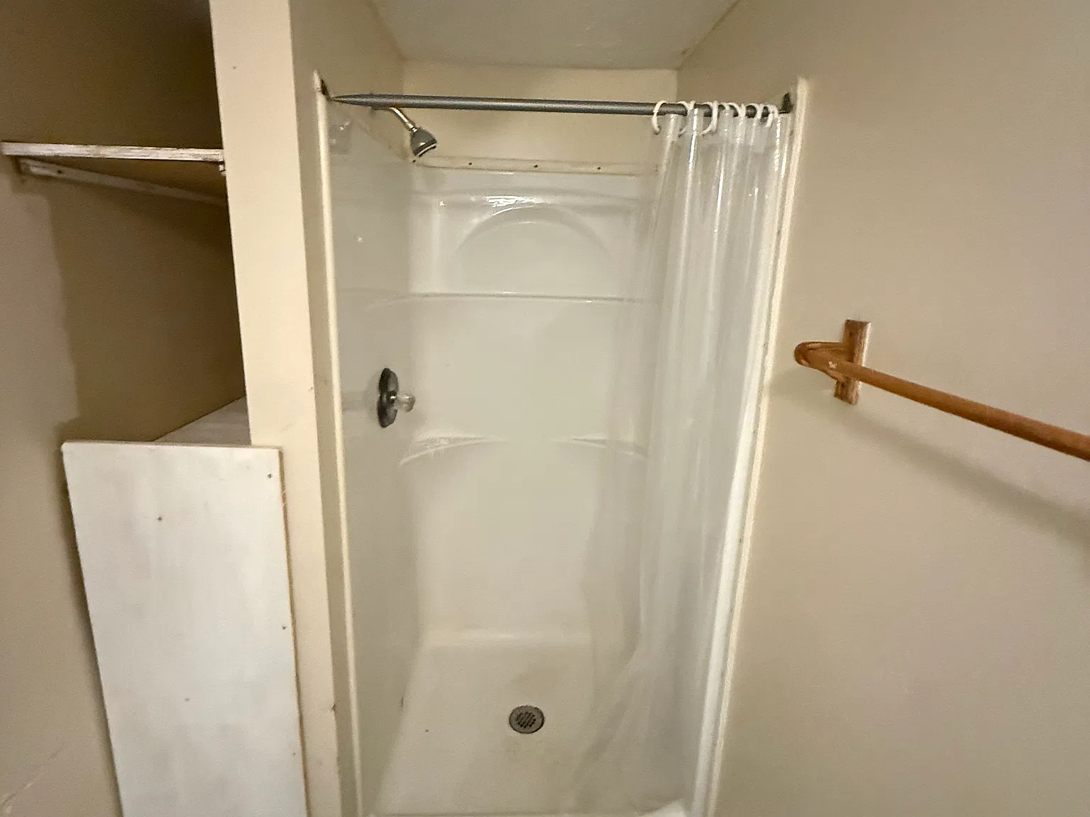 1 bed, 400 sqft, $750 — Photo 4
