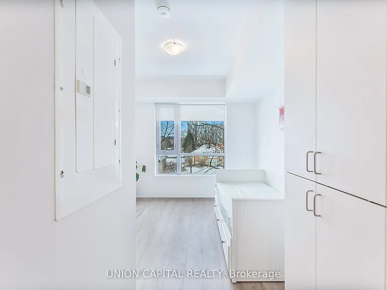 1800 Simcoe St N #201 — Photo 6