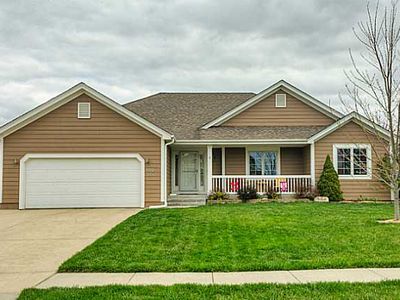 802 N V St, Indianola, IA, 50125
