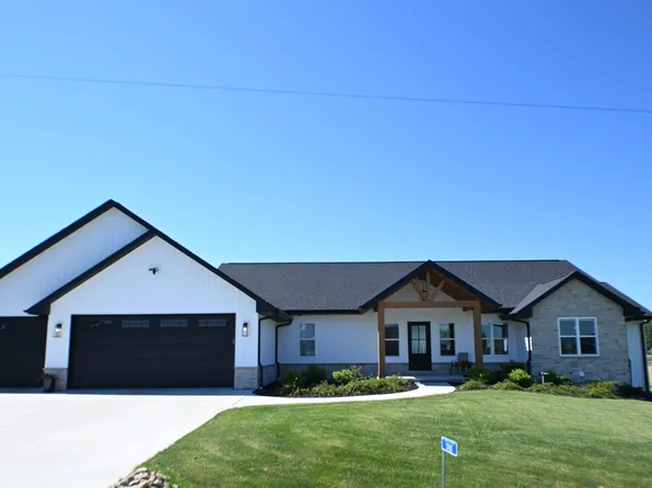 3765 Westpoint Rd, Green Bay, WI 54313
