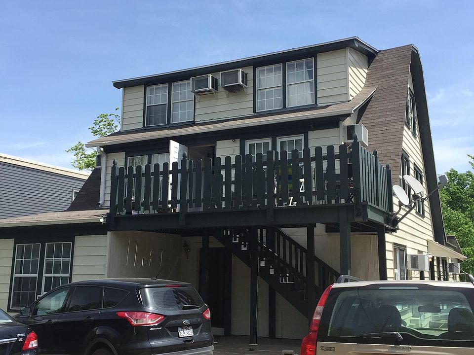 1st image of 612 N Storer Ave APT 1