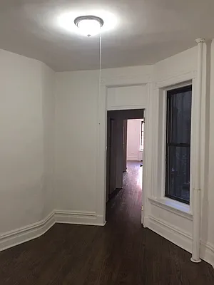 Rented by Solil Management | media 22