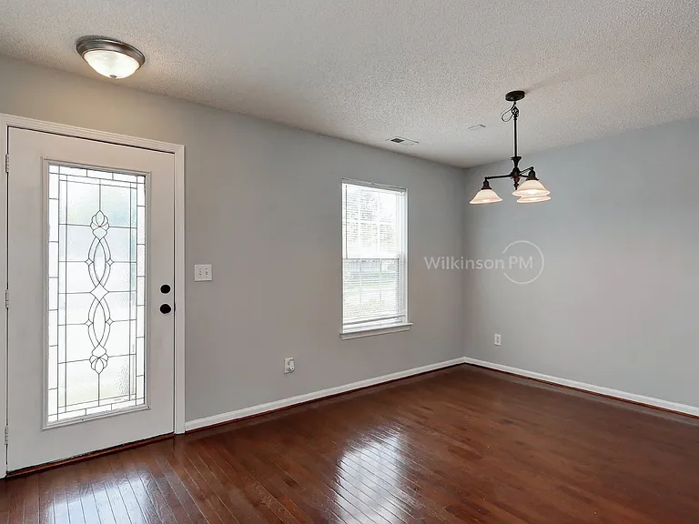 10420 Yellow Rose Ln — Photo 13