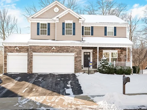 8038 Maureen Dr, Cranberry Township, PA 16066