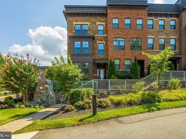 9314 Sweetbay Magnolia Ct, Fairfax, VA 22031
