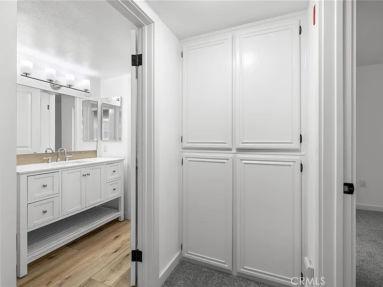 4501 Cedros Ave — Photo 19