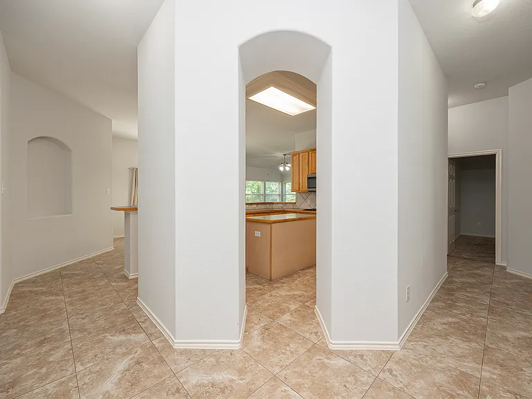 5556 Sky Ridge Dr — Photo 18