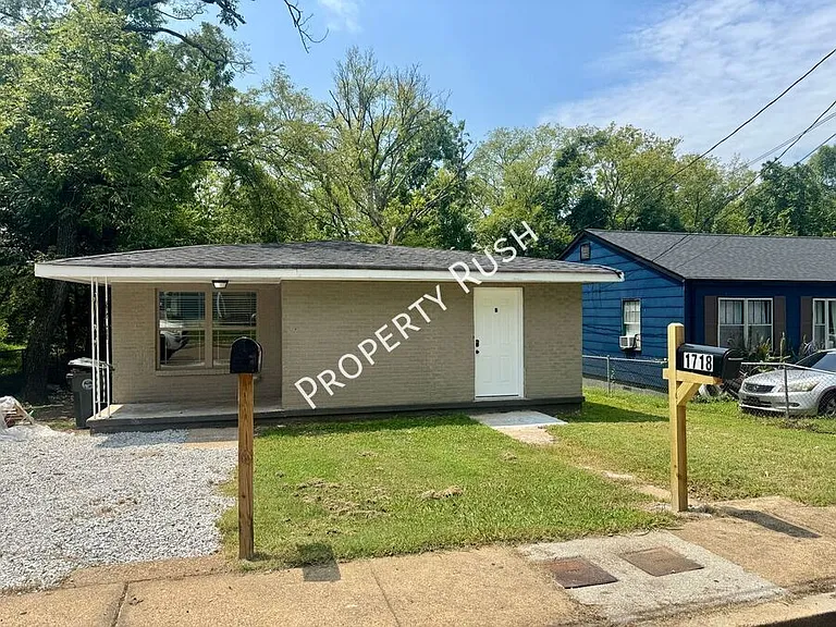 1718 Portland St #A — Photo 3