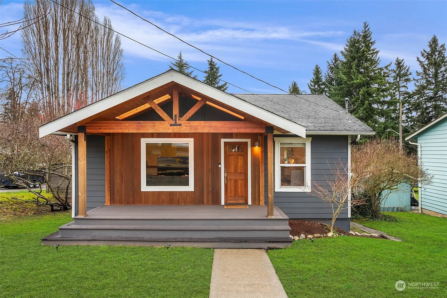 8102 29th Avenue SW photo 1