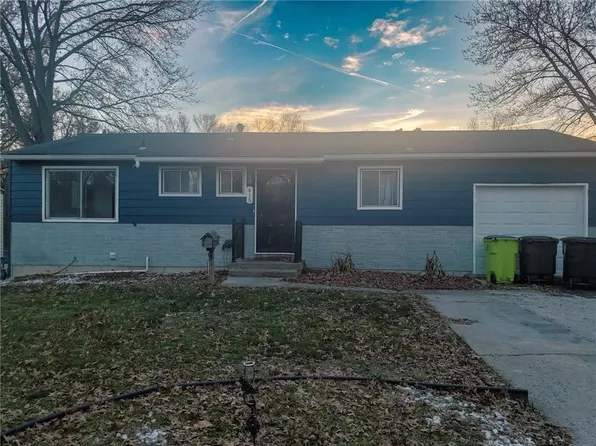415 Park Ave, Belton, MO 64012