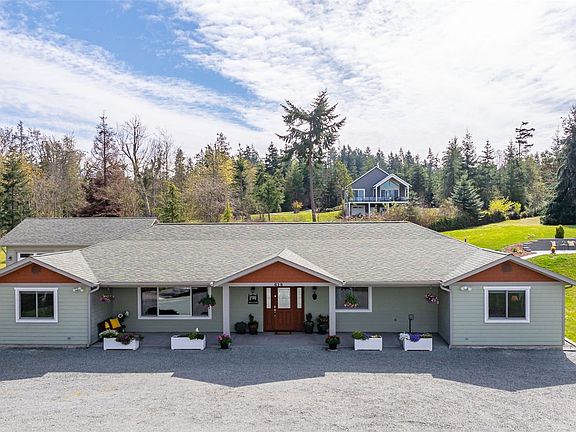 2nd image of 618 Cheryl Drive