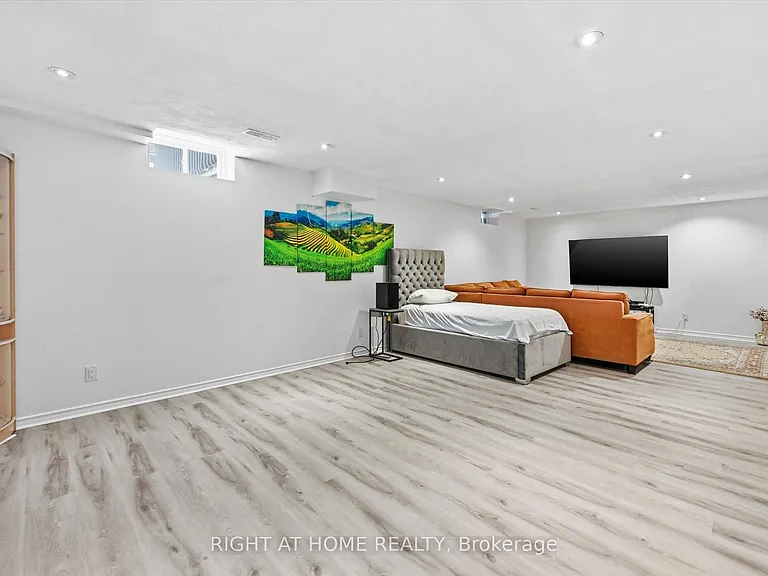 456 Valridge Dr — Photo 35