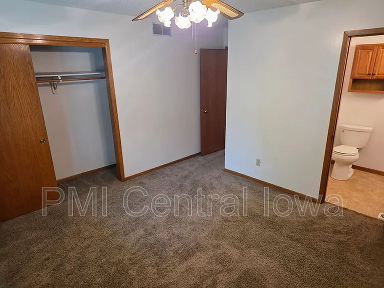 5310 Brookview Dr — Photo 15