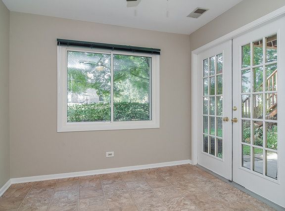 4th image of 418 Ramblewood Dr APT D