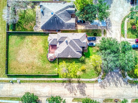 4th image of 514 Richter Ln