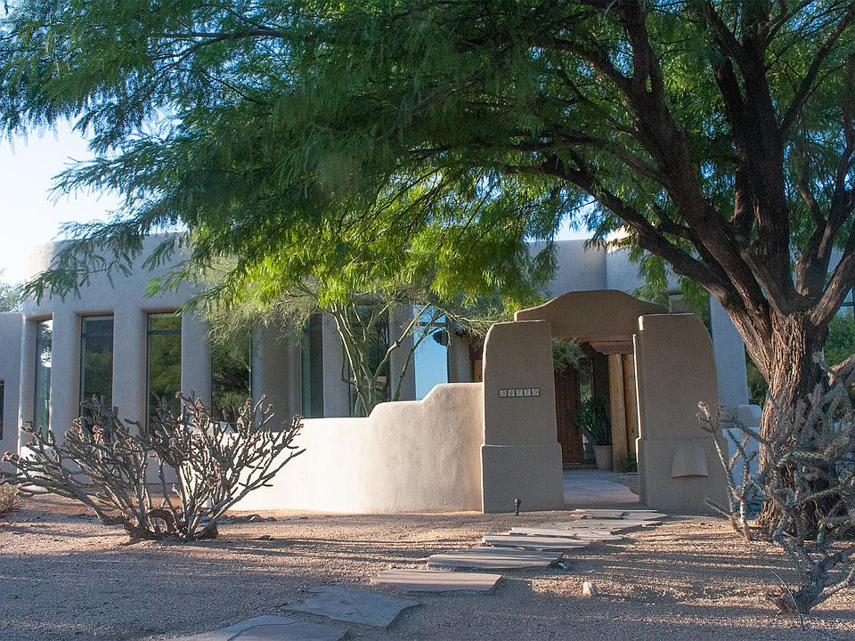 1st image of 34770 N Los Reales Dr N