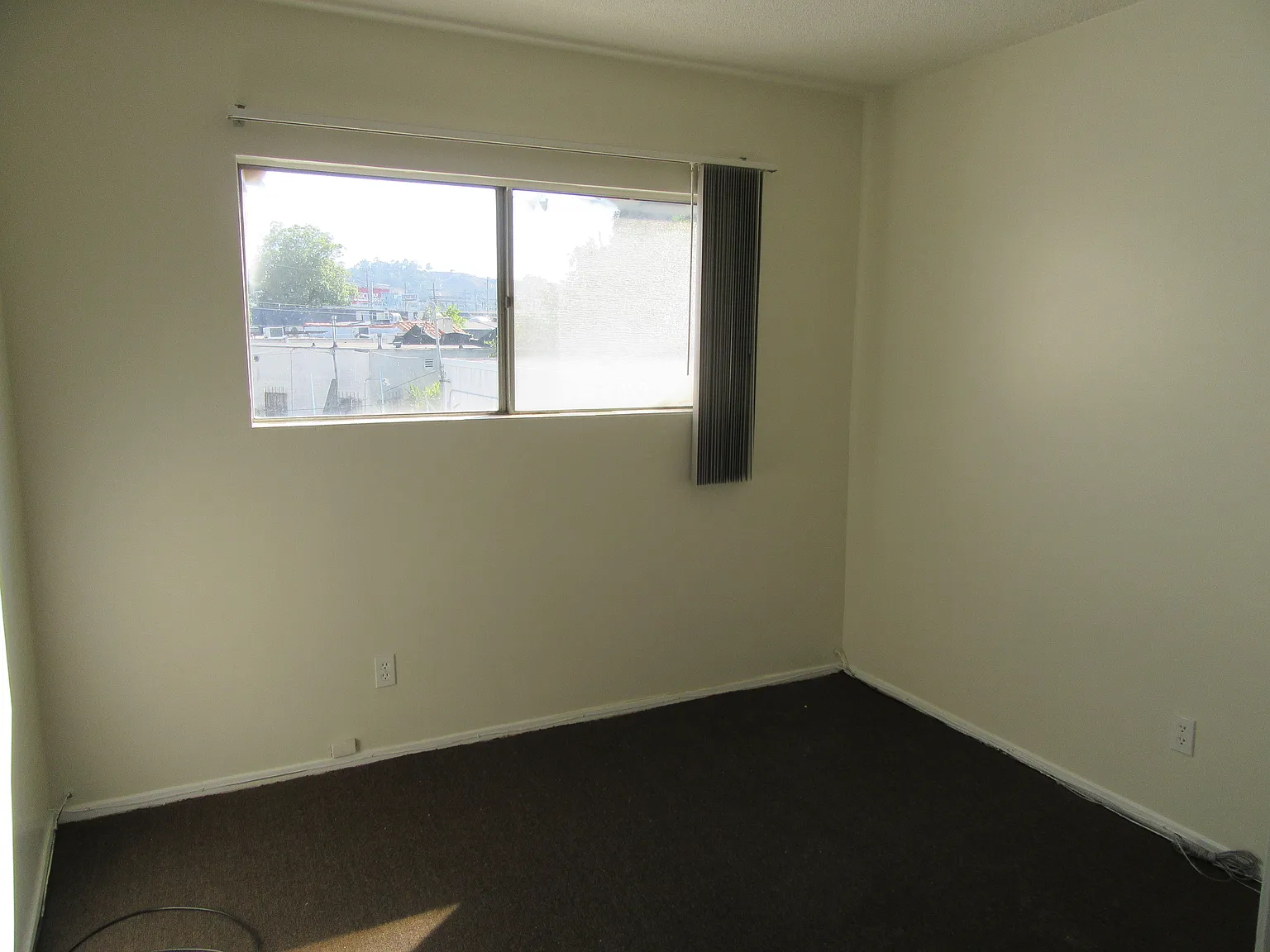 3 bed, 1016 sqft, $2,800 — Photo 4