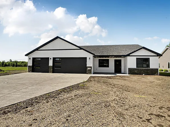 610 Lanigan Way SE, Saint Joseph, MN 56374