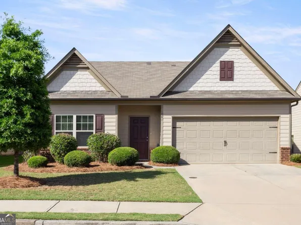 1041 Walnut Creek Cir, Pendergrass, GA 30567