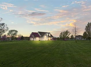 9310 Valley Garden Dr, Kansas City, MO 64139