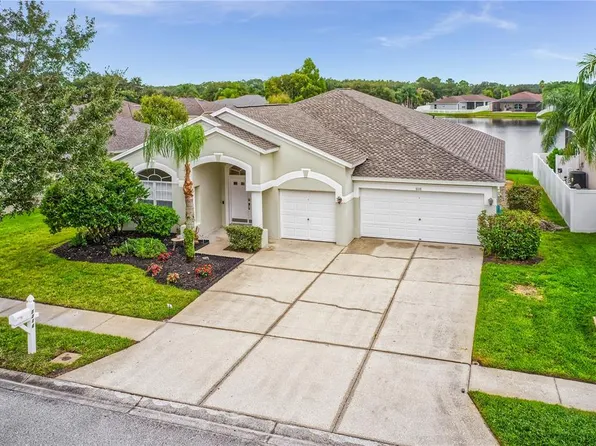 5316 Strike The Gold Ln, Zephyrhills, FL 33544