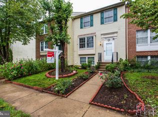 14566 Croatan Dr, Centreville, VA 20120