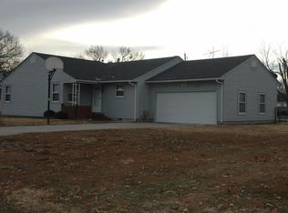 3116 Chess Ave, Parsons, KS 67357