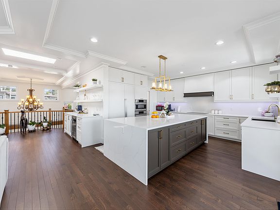 5th image of 15354 Royal Ave