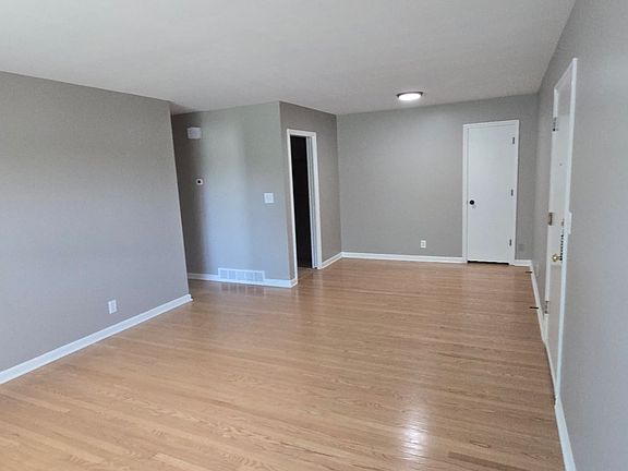 living room / dining room