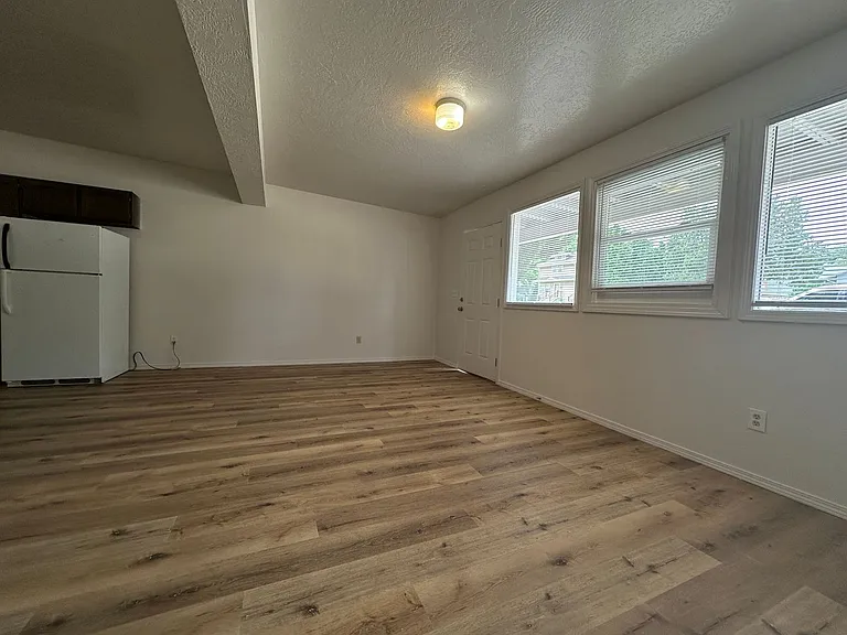 1407 Arthur St #1-3 — Photo 3